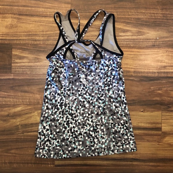 ⭐️Lole Workout Tank Top - Picture 4 of 6